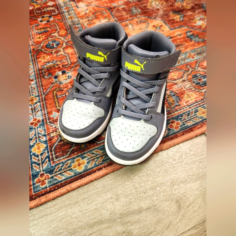 Puma toddler sneakers